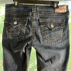 True Religion skinny jeans. Pre-owned but in perfect condition. Size 30 Stretchy